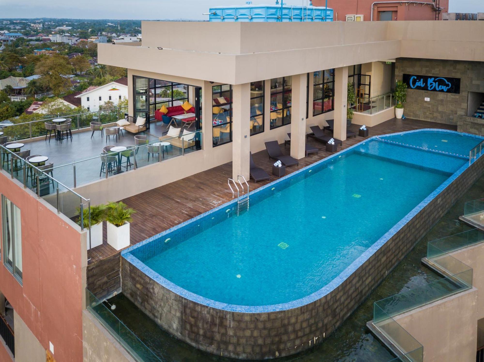 Golden Tulip Essential Belitung Tanjung Pandan Exterior foto
